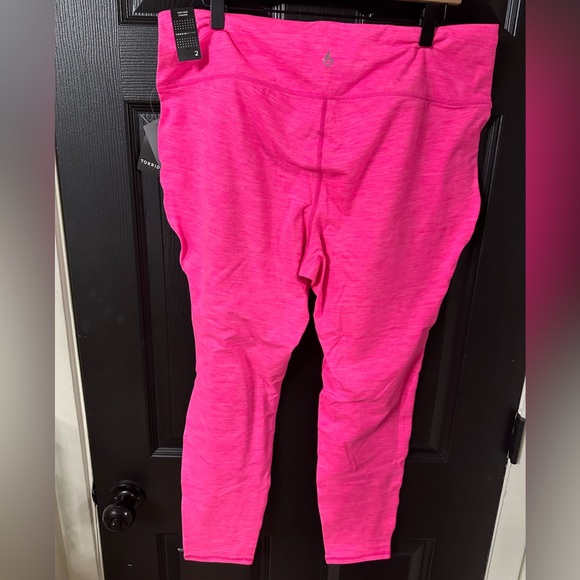 Torrid Hot Pink Active Leggings - Picture 3 of 4